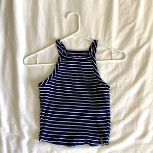 A cute crop top Abercrombie and Fitch shirt